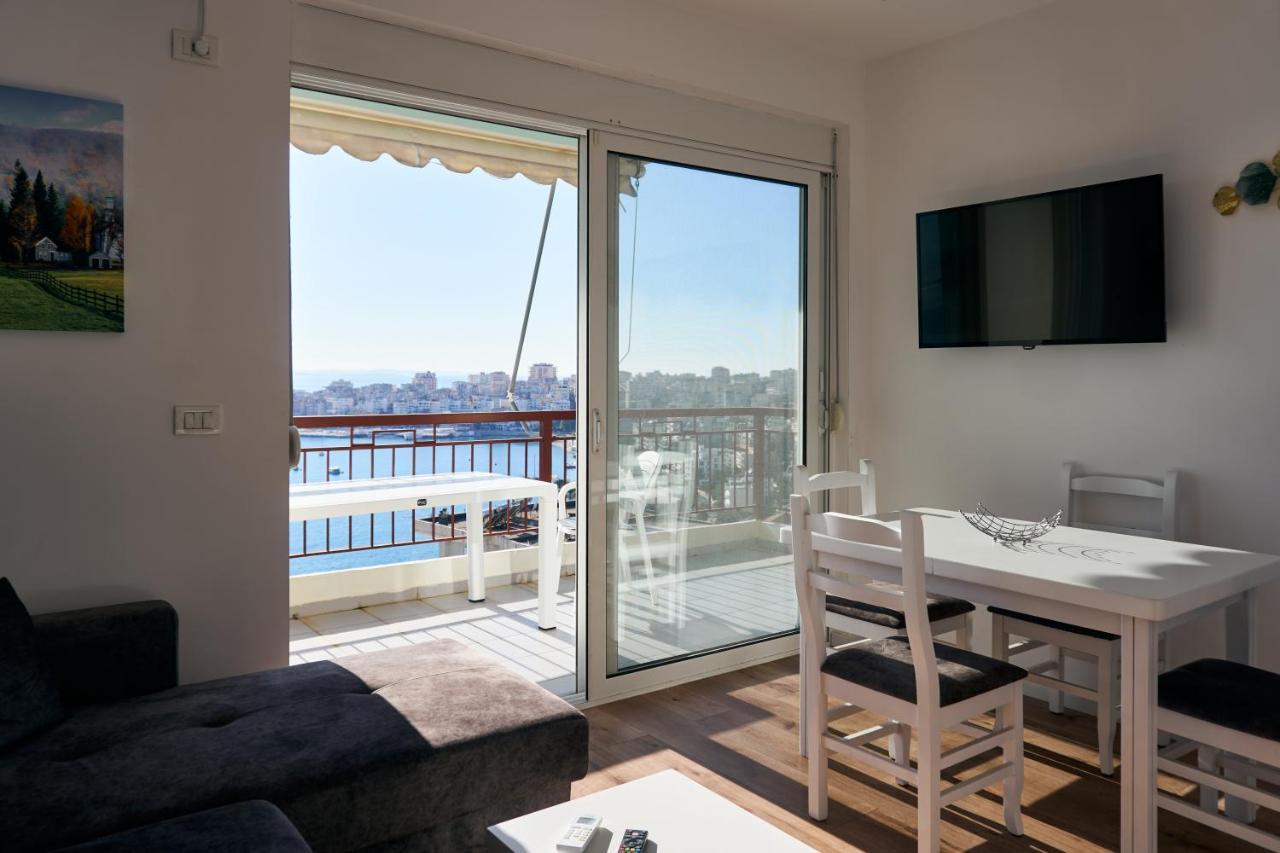 Central Beach Apartment Sarandë Eksteriør billede