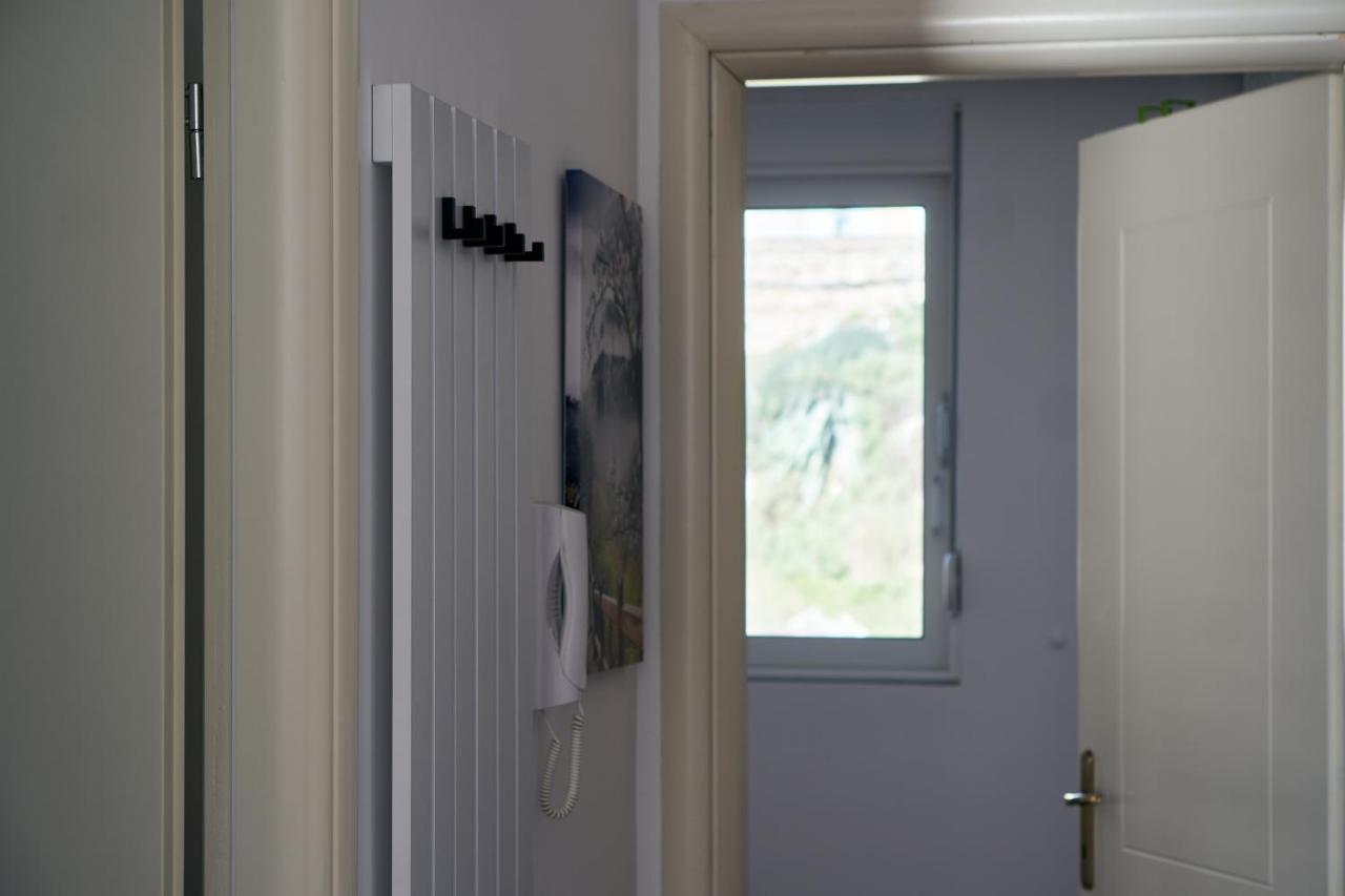 Central Beach Apartment Sarandë Eksteriør billede