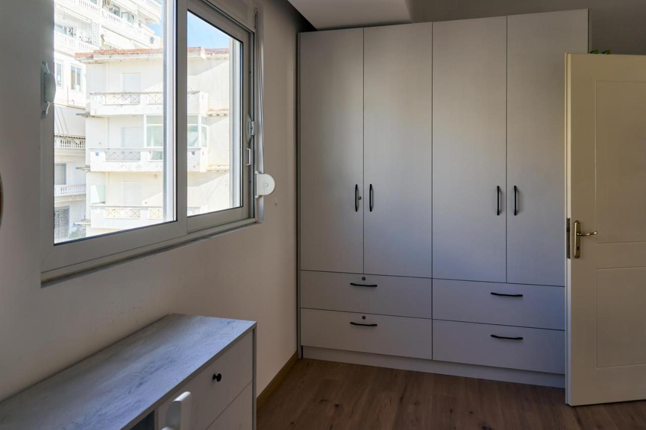 Central Beach Apartment Sarandë Eksteriør billede