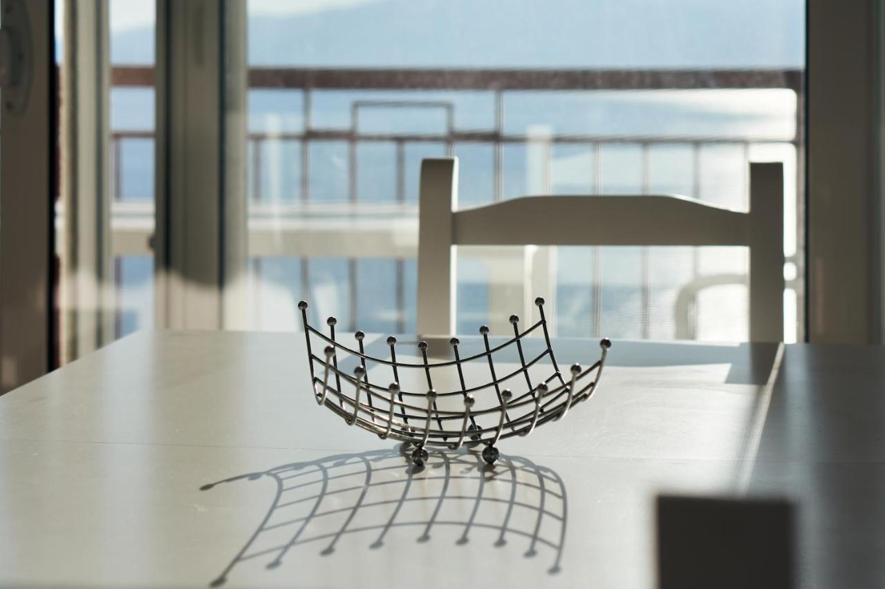Central Beach Apartment Sarandë Eksteriør billede